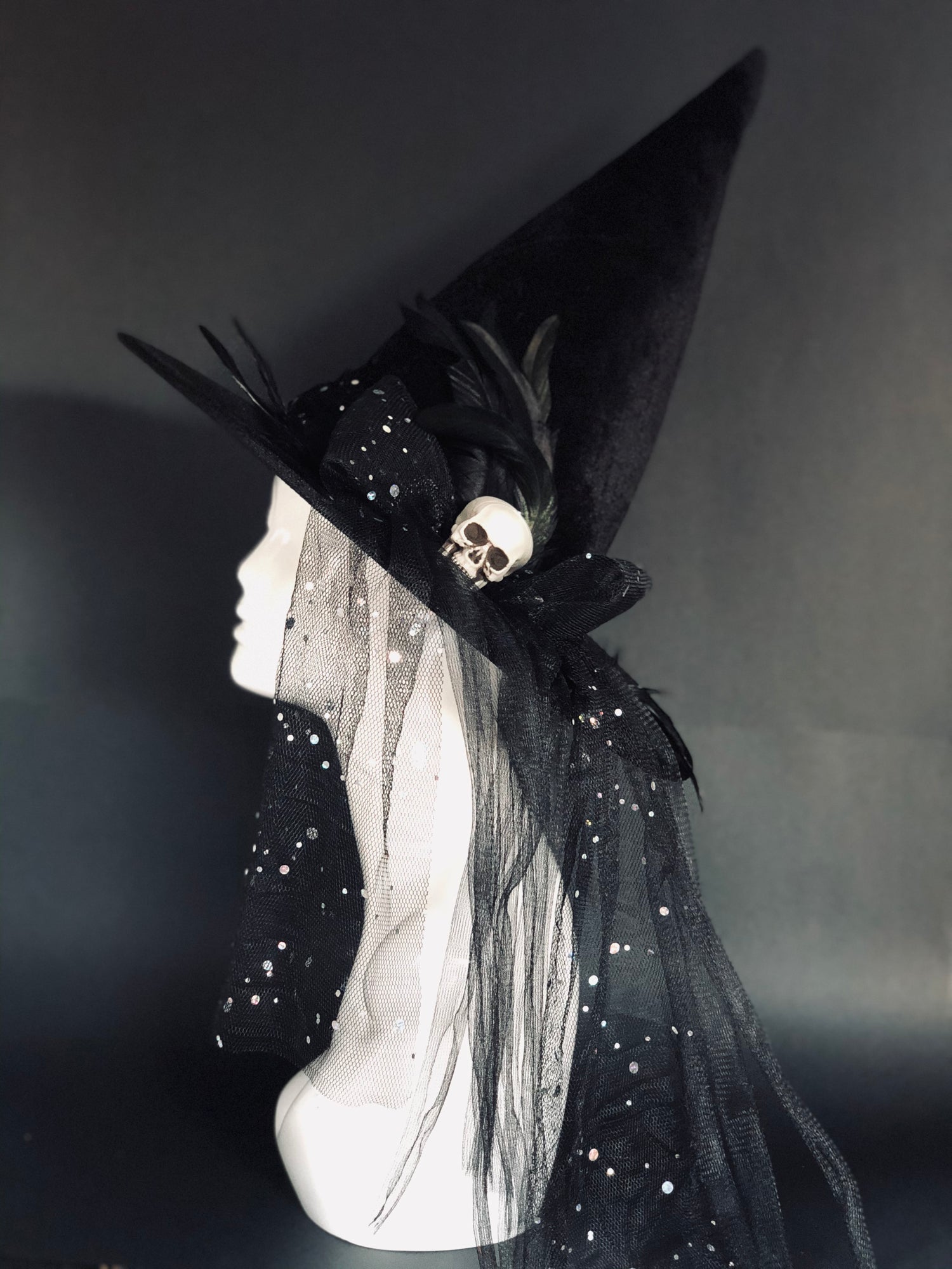 Witch Hat - Skull Bow Veil