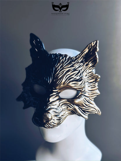 Lunar Divide – Wolf Masquerade Mask