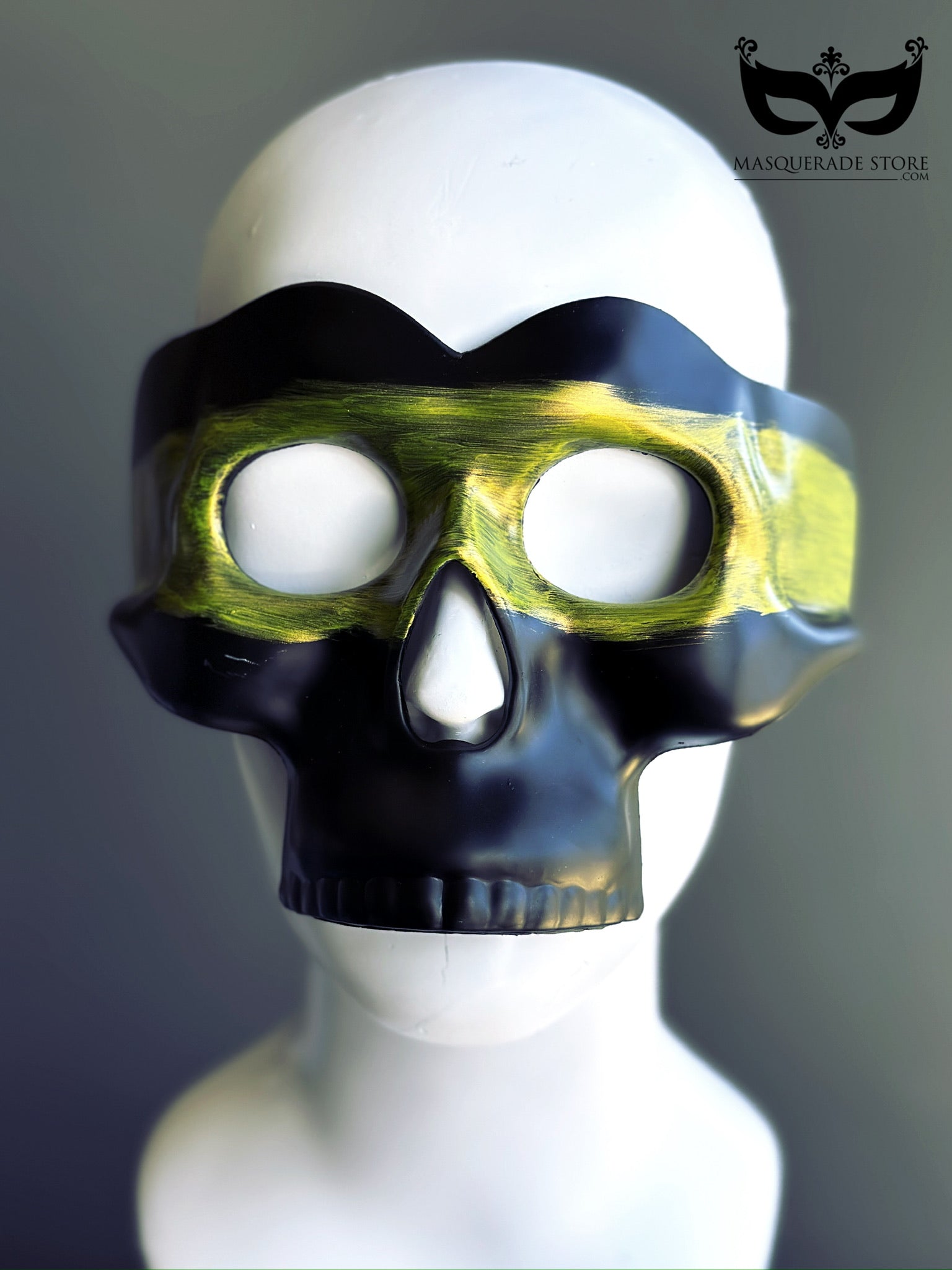 Phantom Skull - Black and Gold