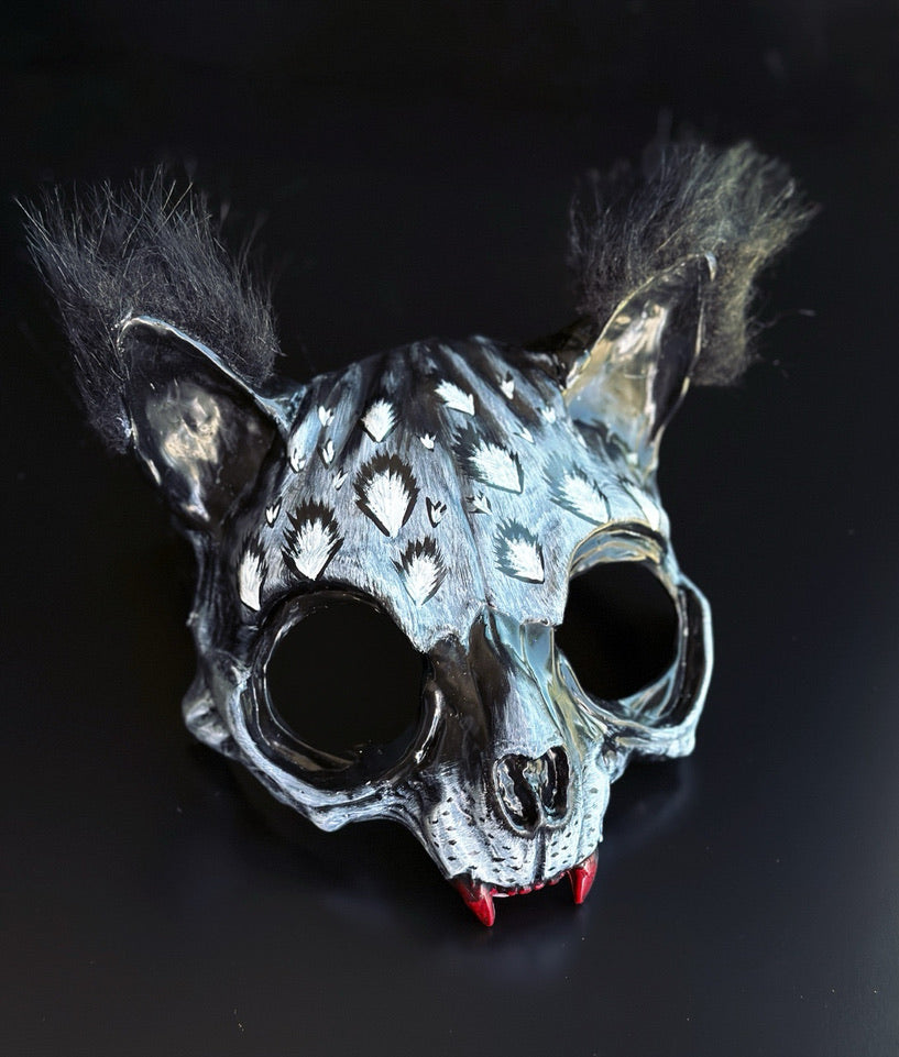 Shadow Fang Mask - Midnight Lynx