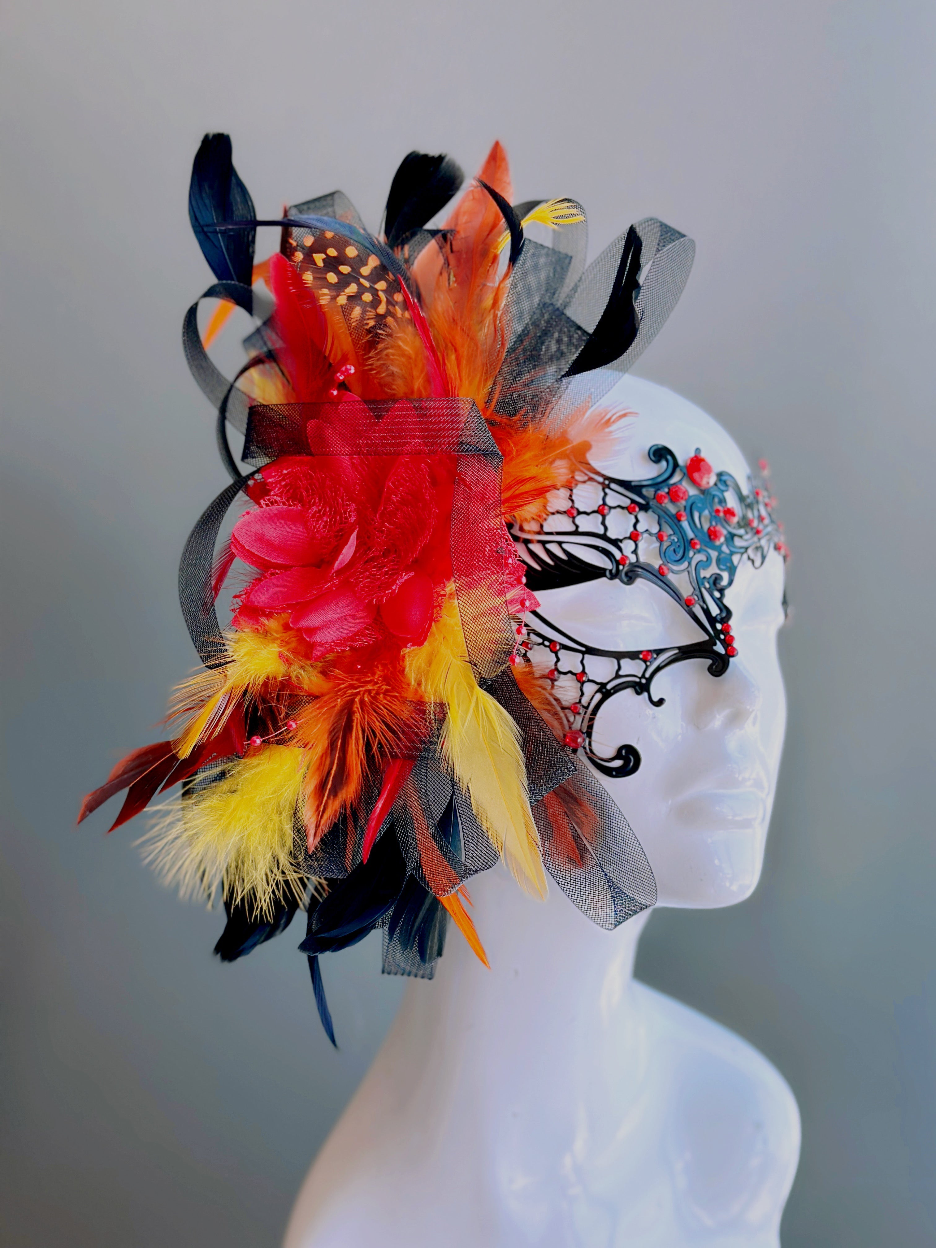 Black Phantom Mask - Scarlet Feathers
