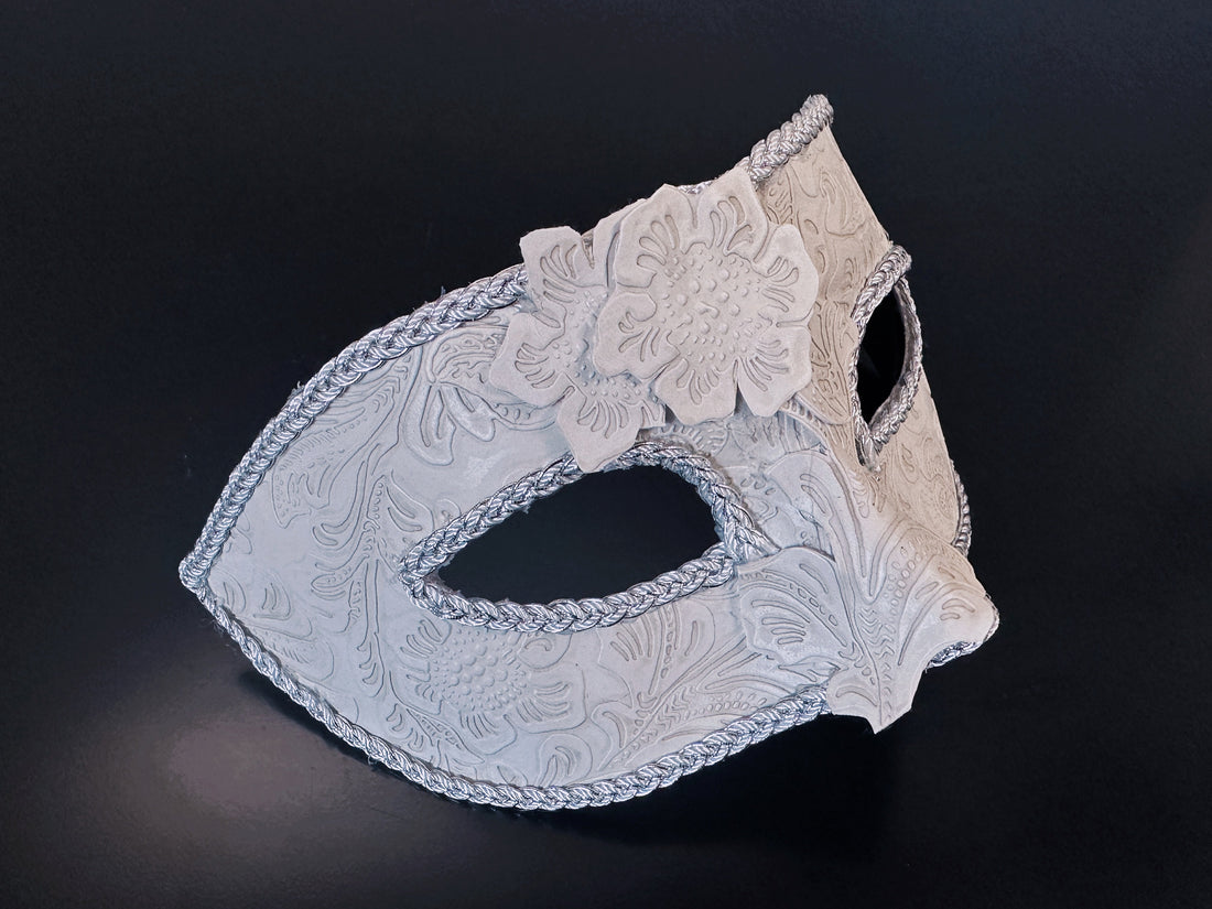 Baroque Men’s Mask - Ivory/Silver