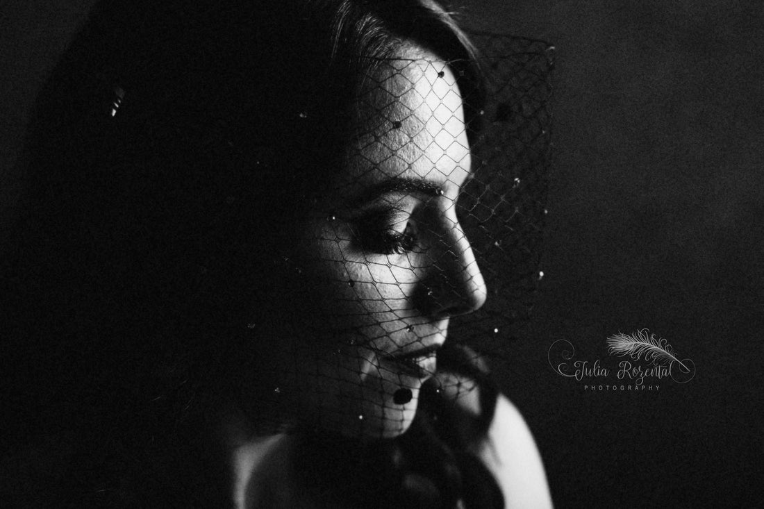 Fishnet Veil With Rhinestones - Black