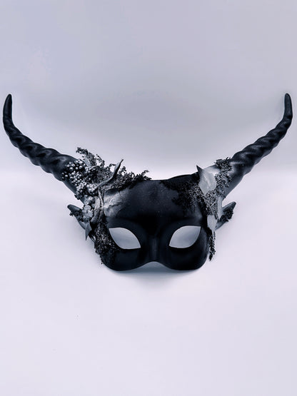 Horned Mask - Serpent Fauna
