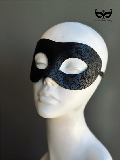 Obsidian Regent Black Mask