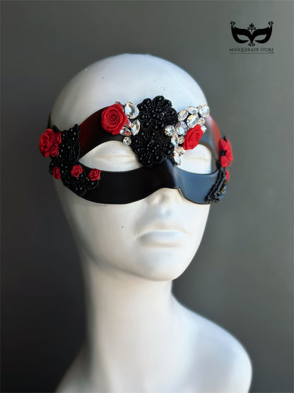 Crimson Reina - Quinceañera Masquerade Mask