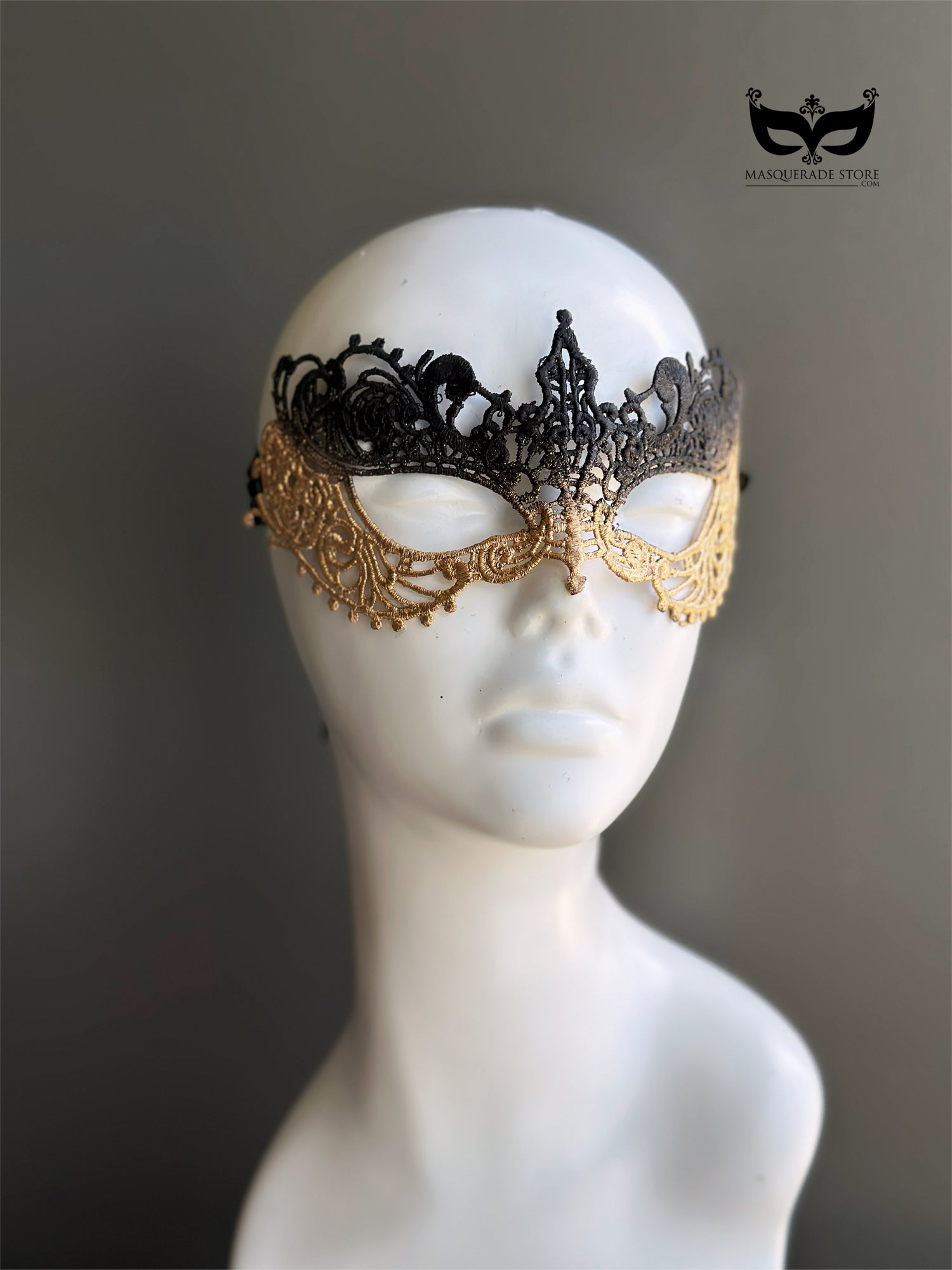 Midnight Aurelia Lace Mask