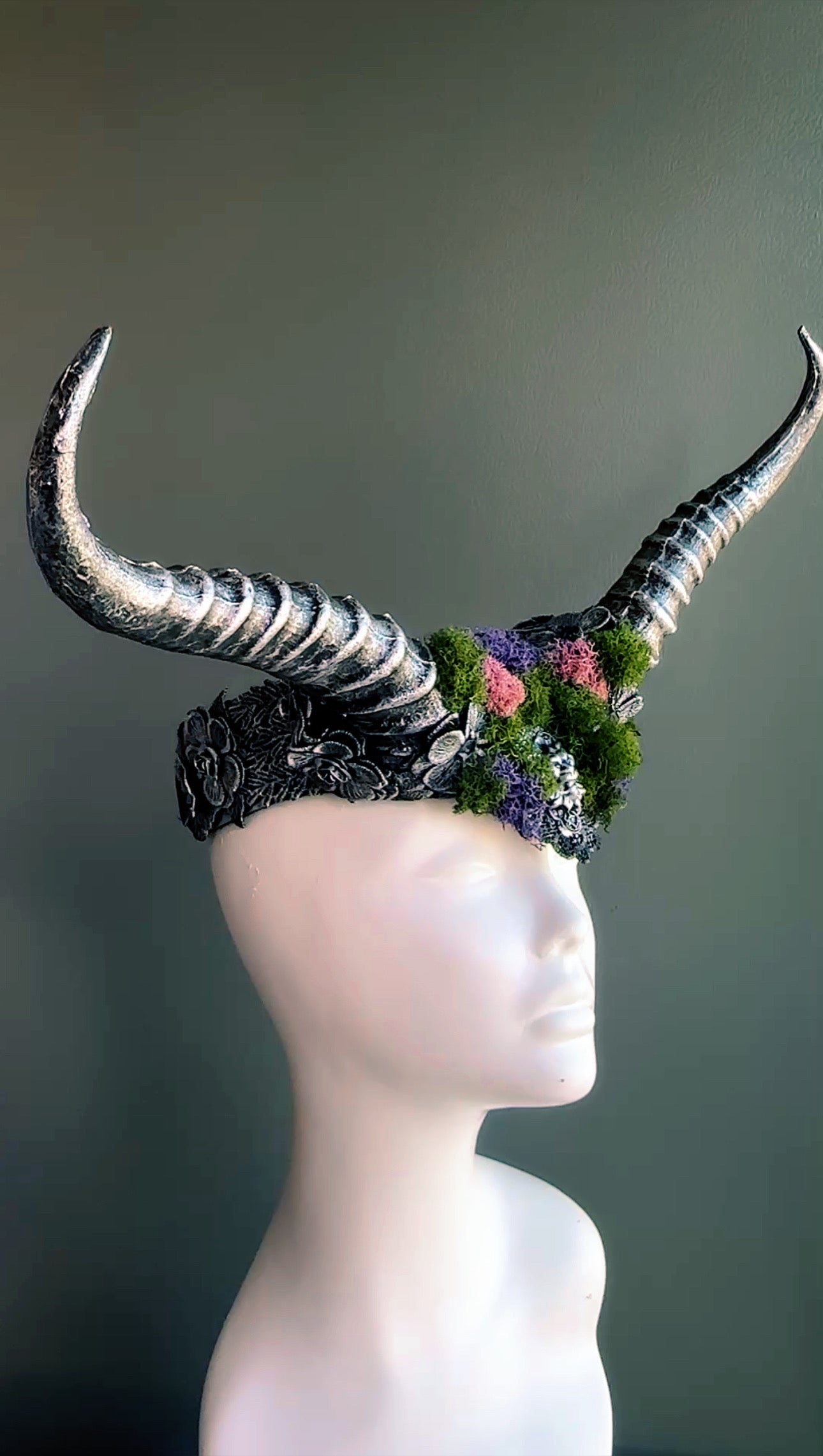 Silver Horn Headpiece - Colorful Moss