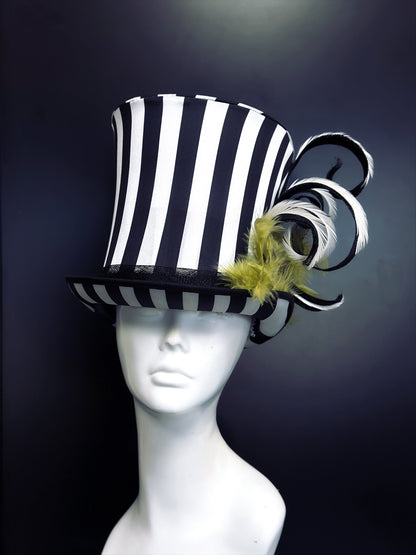Top Hat - Curly Beetlejuice