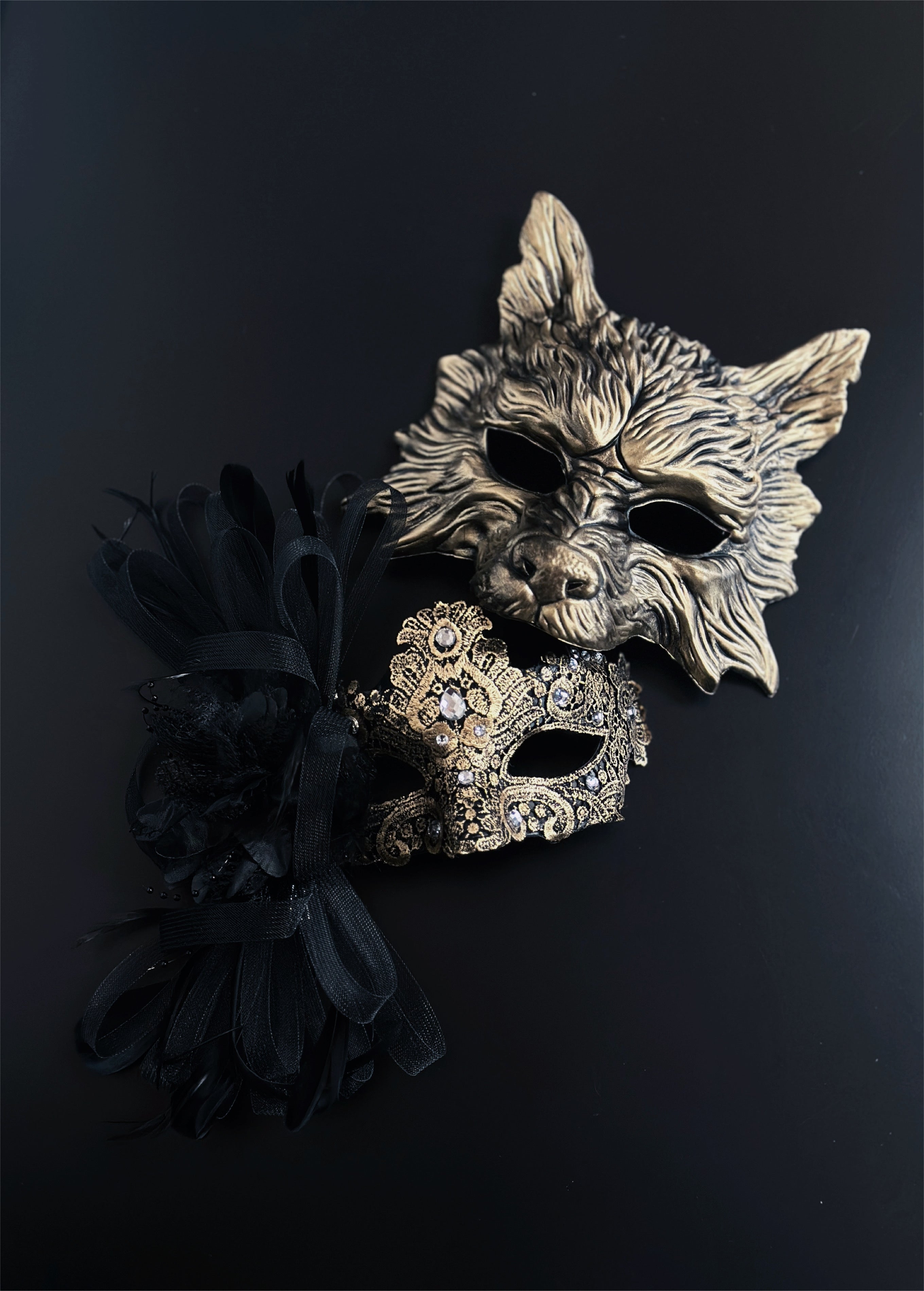 Gilded Fang Pair - Gold