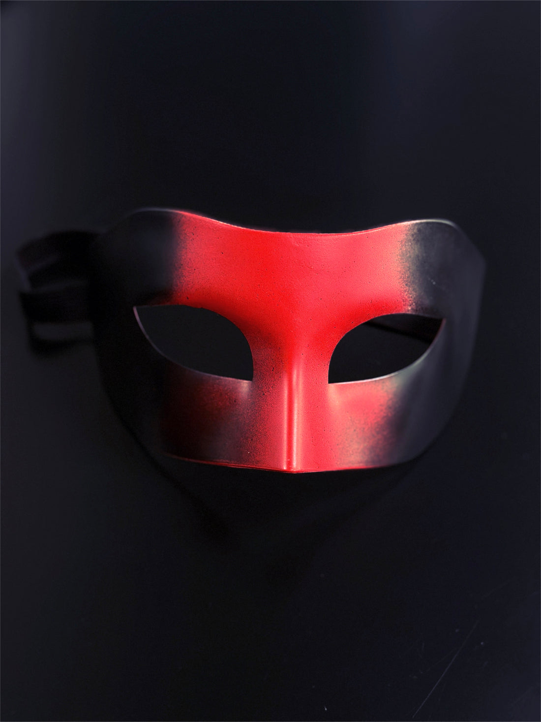Scarlet Shadows Mens Mask - Red &amp; Black