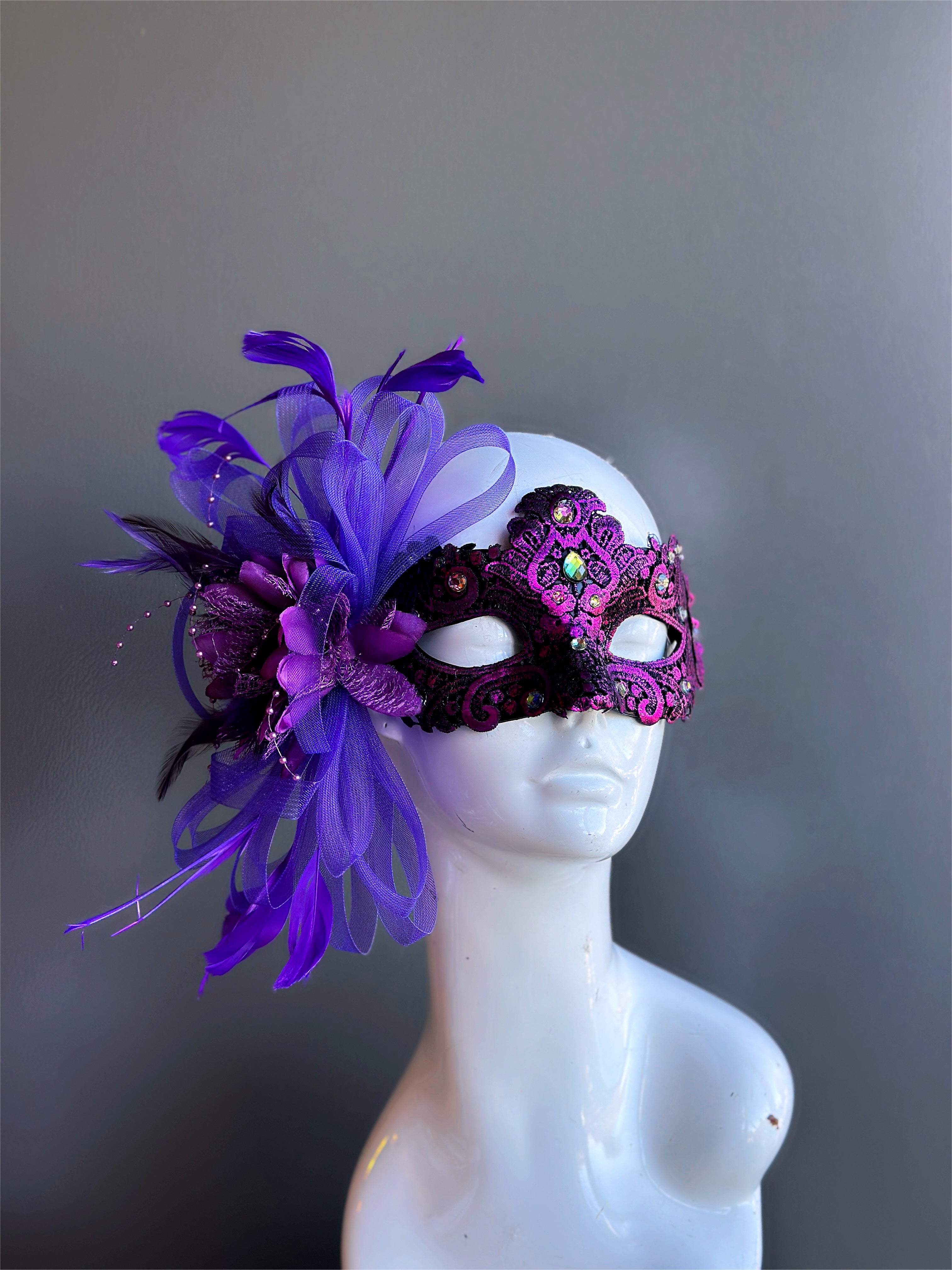 Luxury Feather Mask - Purple