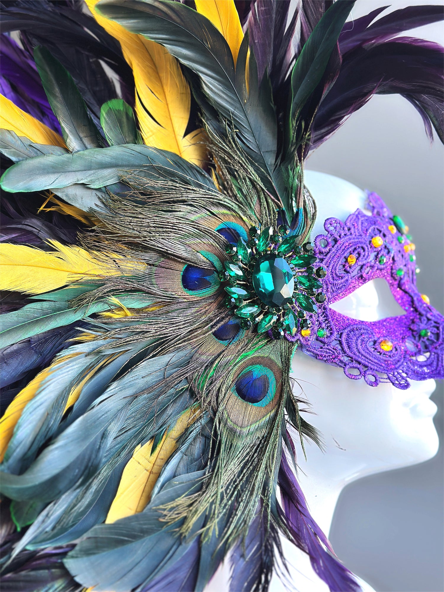 Womens Masquerade Mask Mardi Gras Feathers Purple