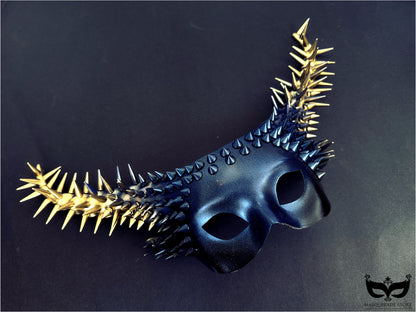 Horn Spiked - Black/Gold Mask