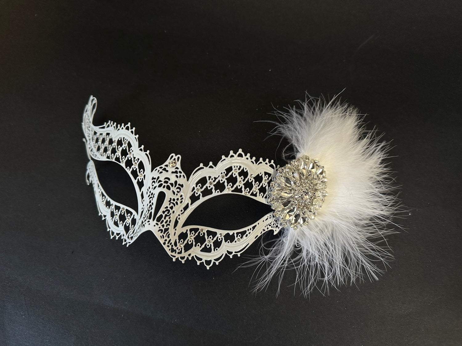 Katherine Mask with Feathers - White