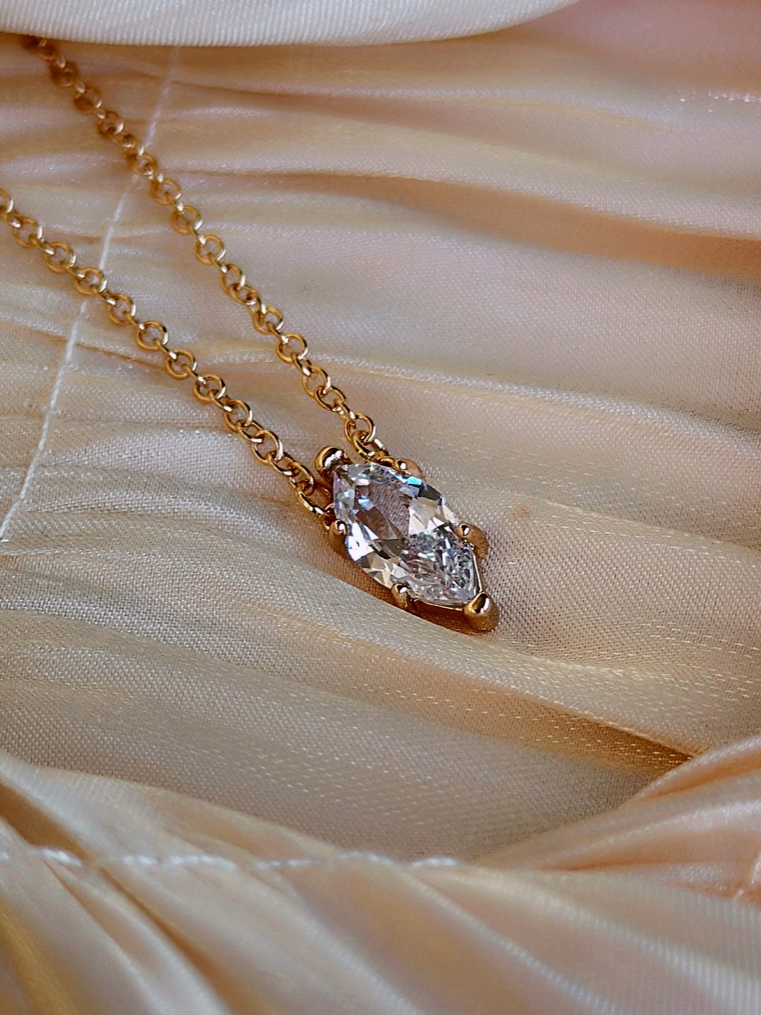 Lustre - Necklace (Gold)