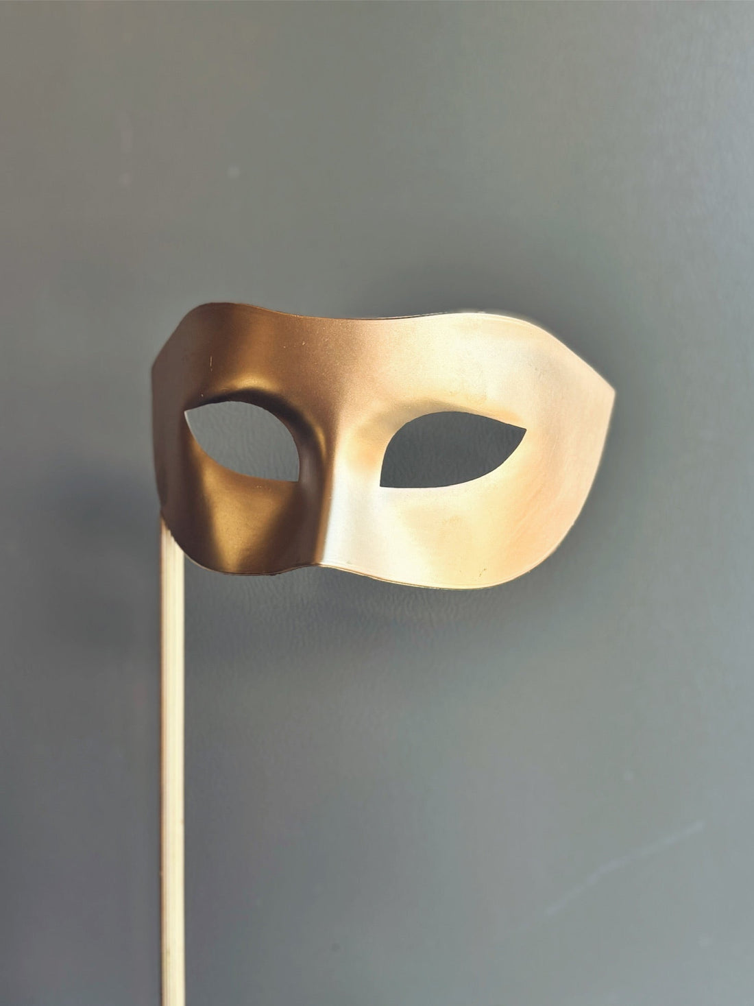 Venetian Handheld Stick Mask - Gold