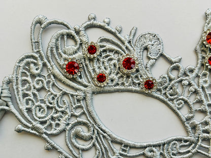 Veil Royale Mask - Silver Ruby