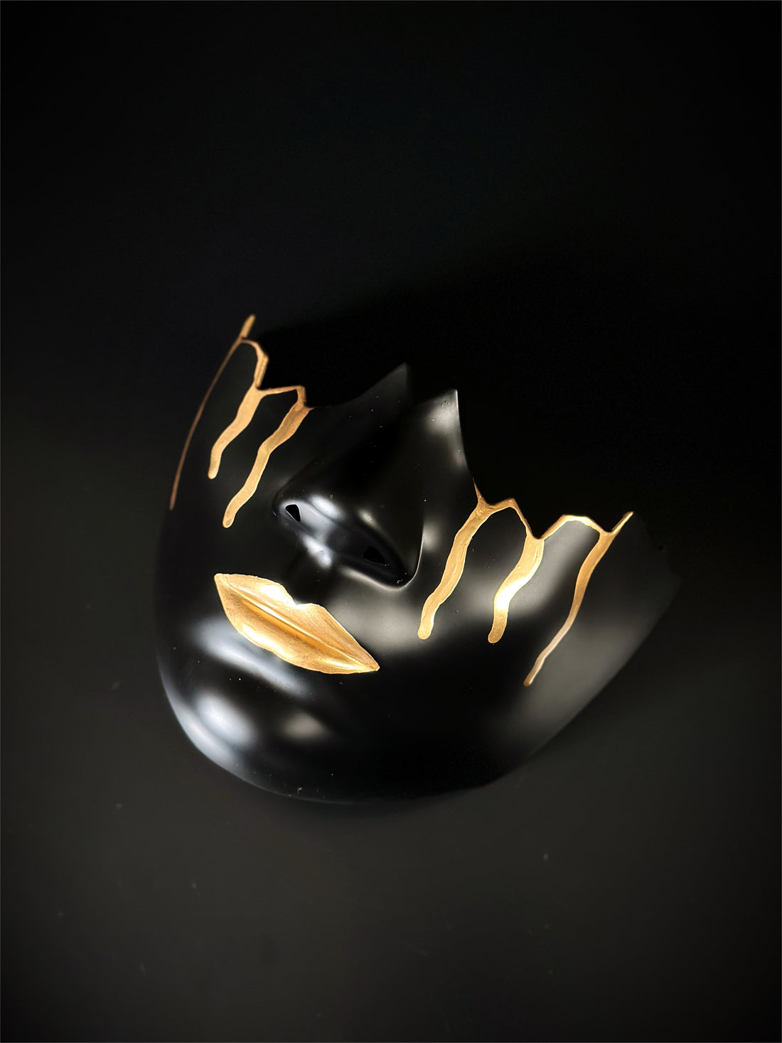 Mouthguard Mask - Gold Deco