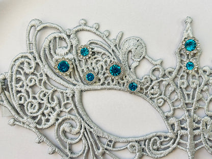 Royale Crystal Mask-Silver Aqua