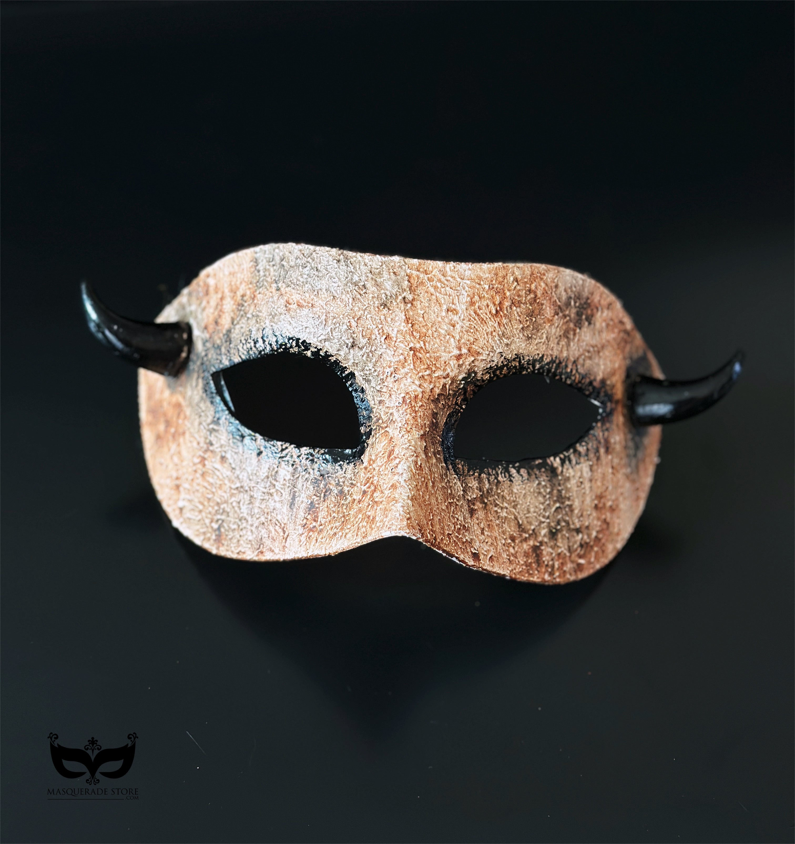 Ritual Ash Horns - Small Horned Mask