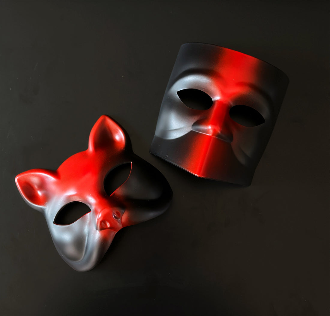 Bauta Mask - Red/Black