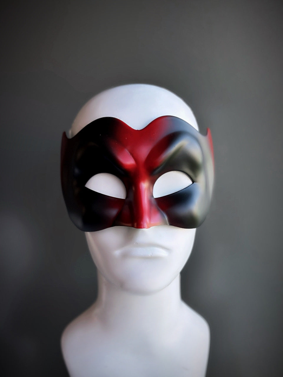 Venetian Devil Mask in Black &amp; Red