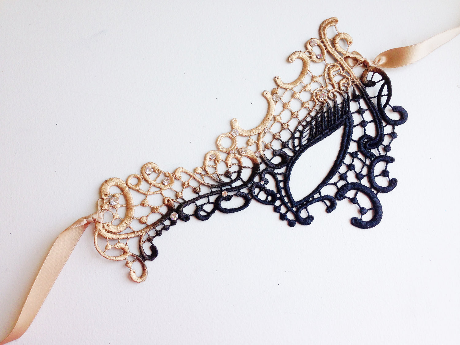Phantom Lace Mask - Gold Ombre (Left Eye)