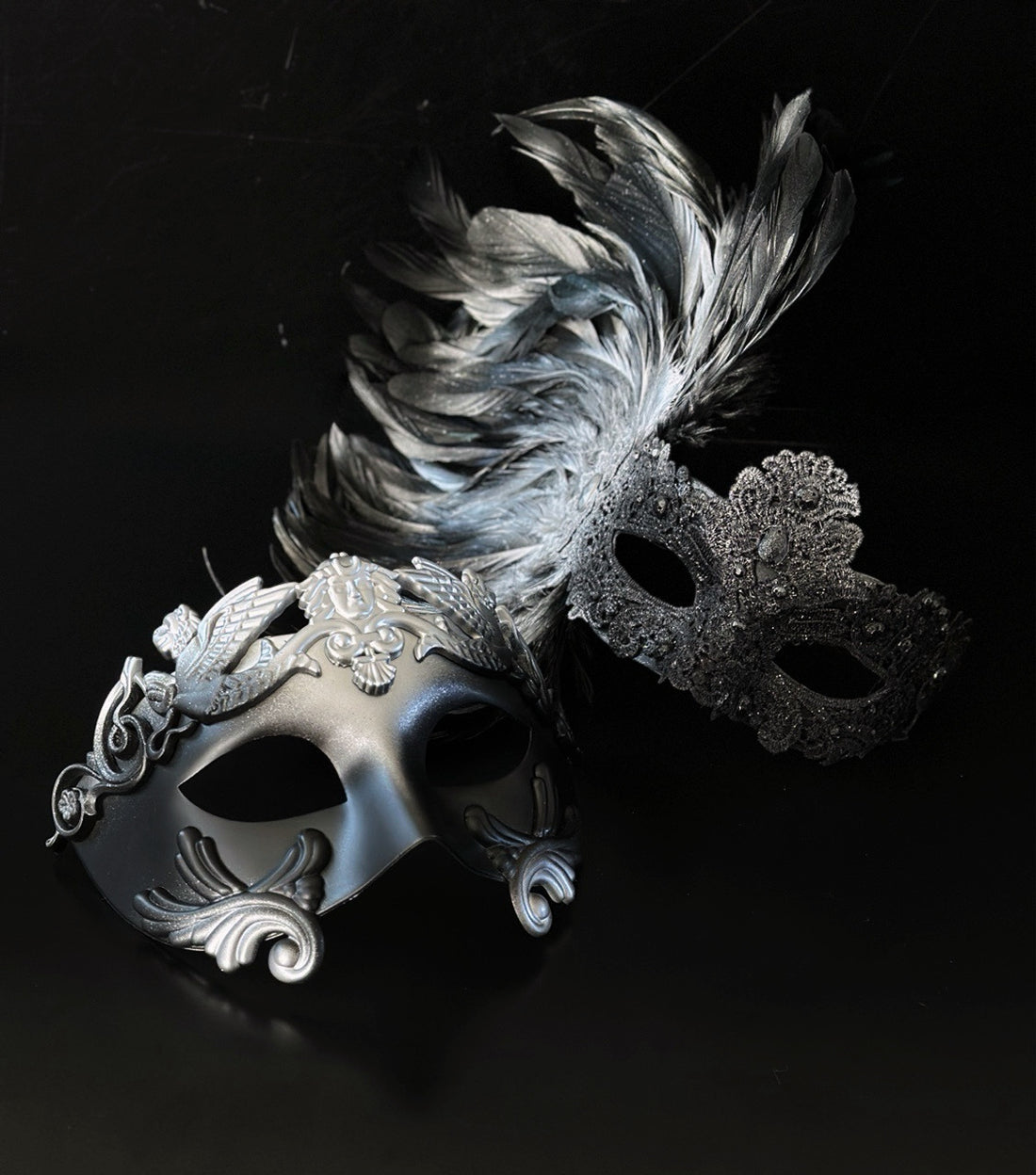 Regal Plume Couples Mask Set - Silver / Black