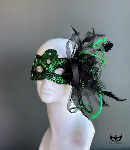 Macrame Mask - Green/Black
