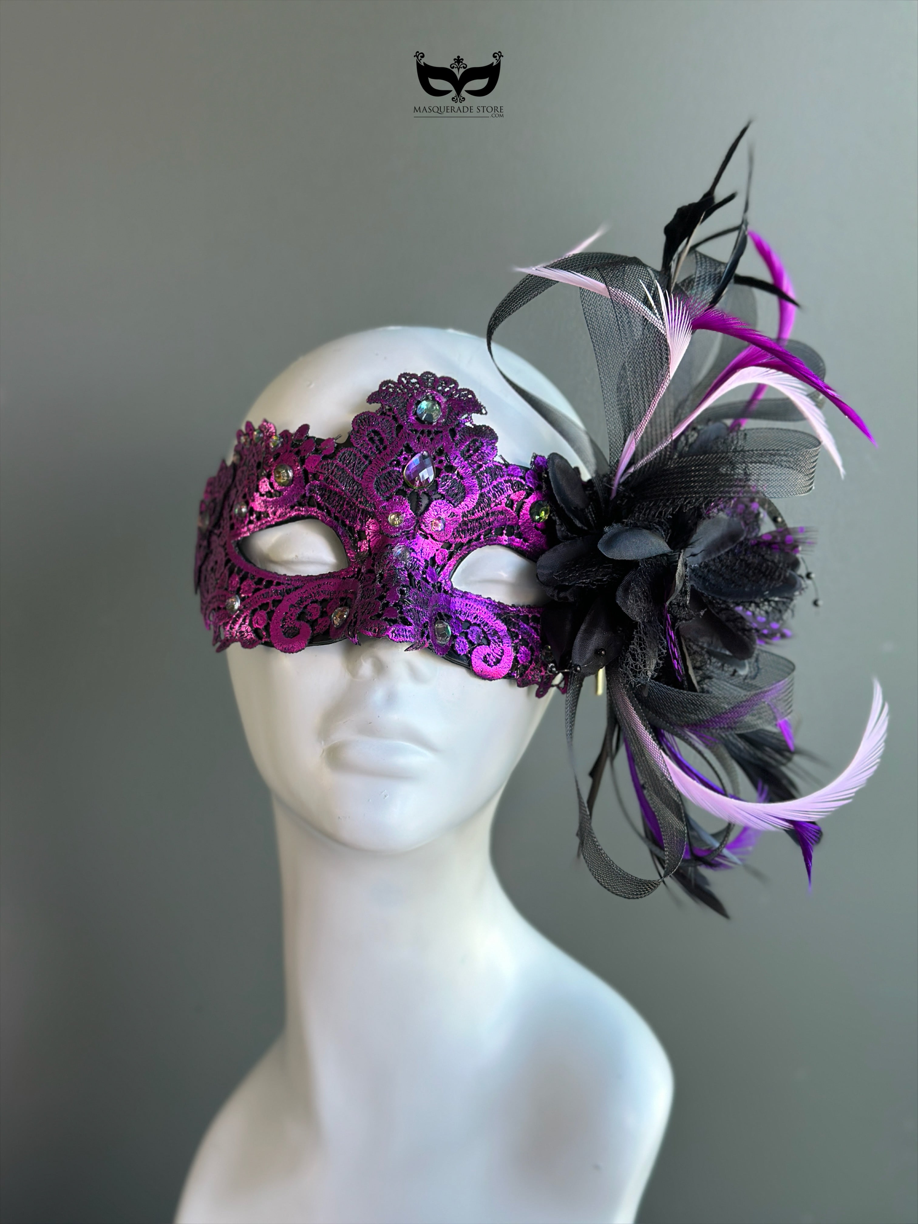Macrame  Mask - Purple/Black