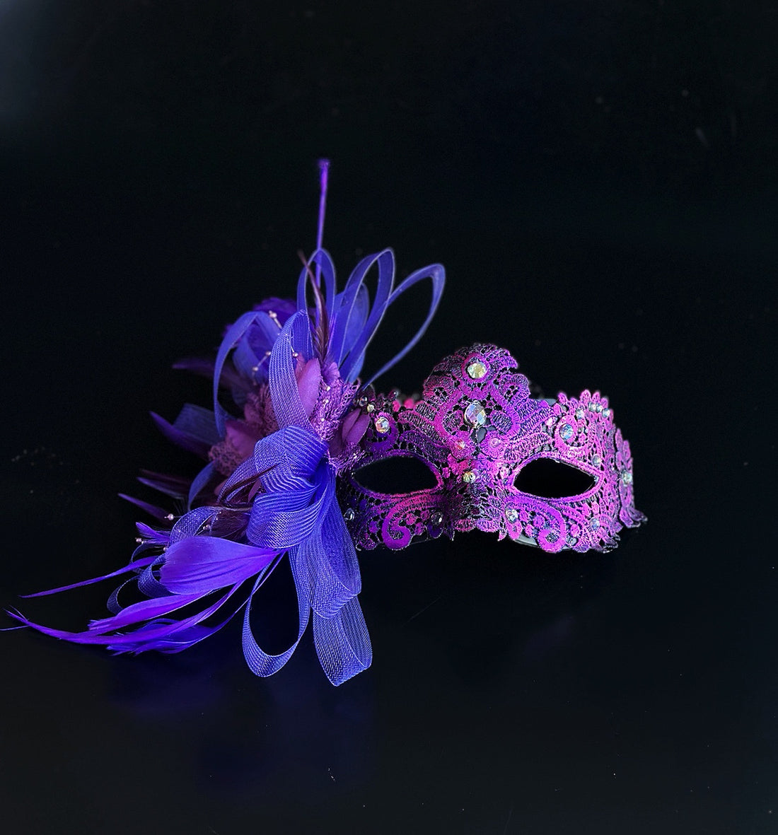 Macrame Feather Mask - Purple