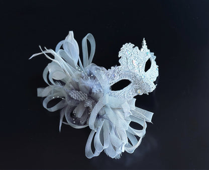 Macrame Feather Mask - Silver