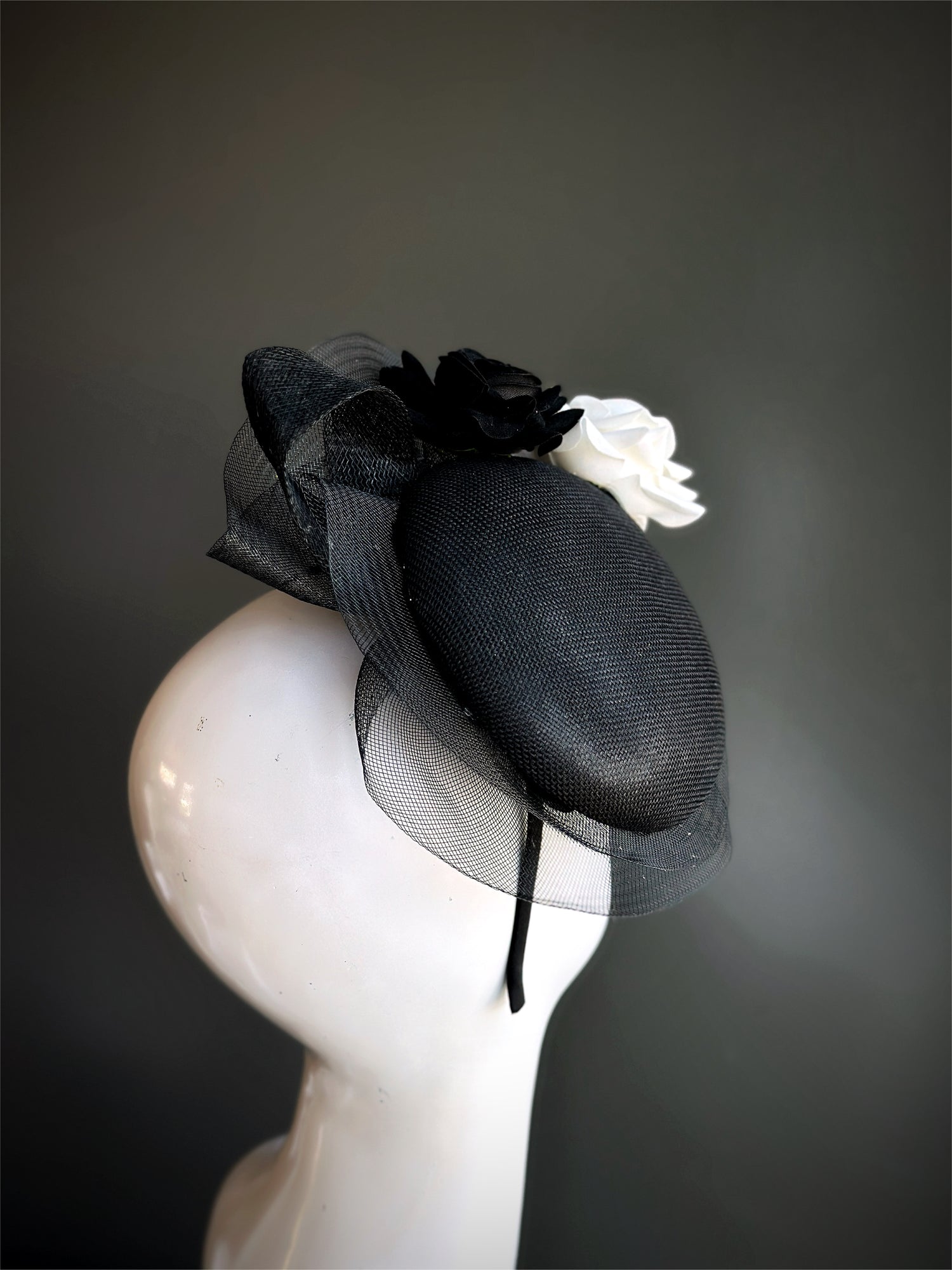 Obsidian Rose Fascinator