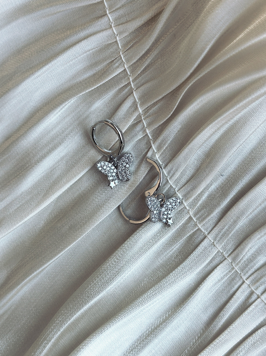 Starry Butterflies - Earrings (Silver)
