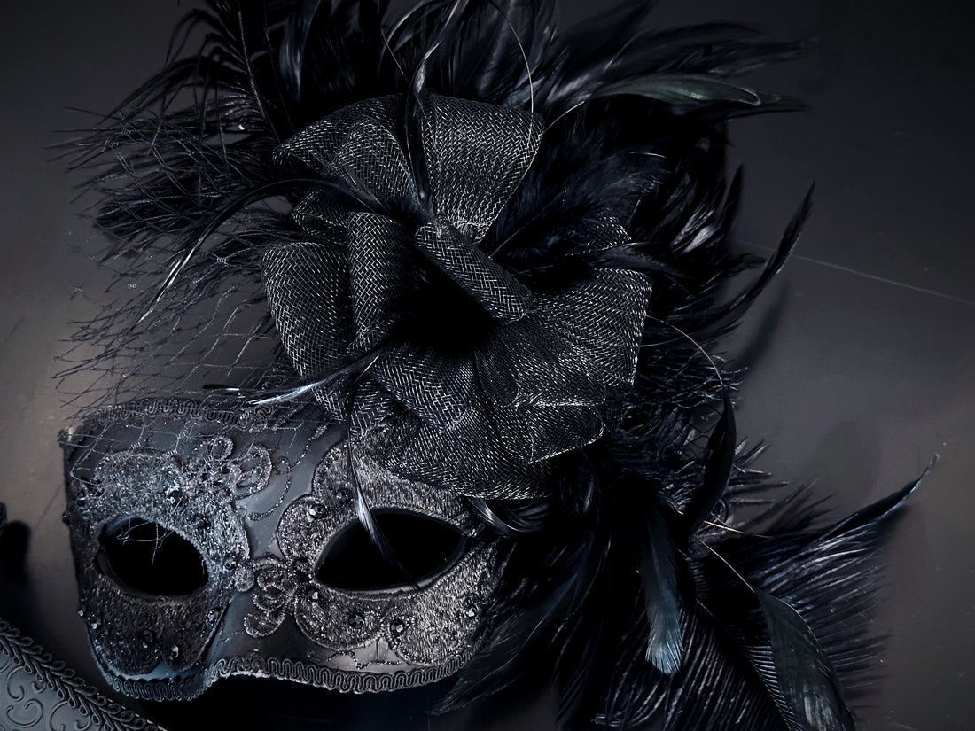 Venetian Masks - Black