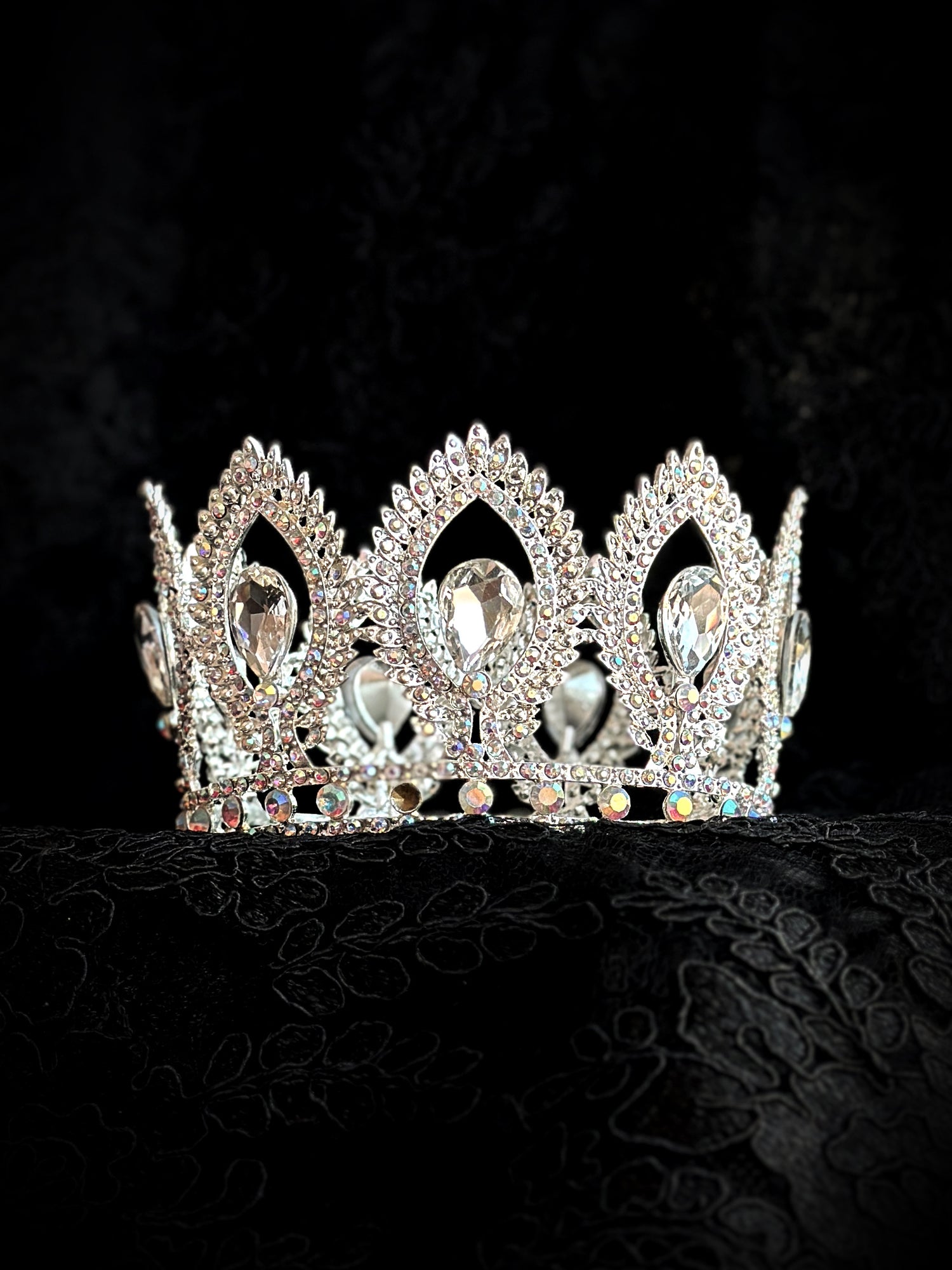 Frostlight Majesty Crown - Silver