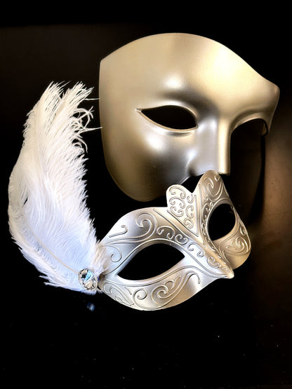 Venetian Feather Masks - Champagne
