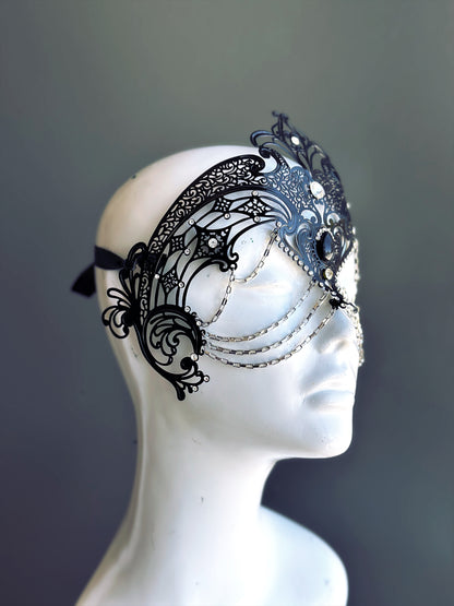 Goddess Chain Mask - Black