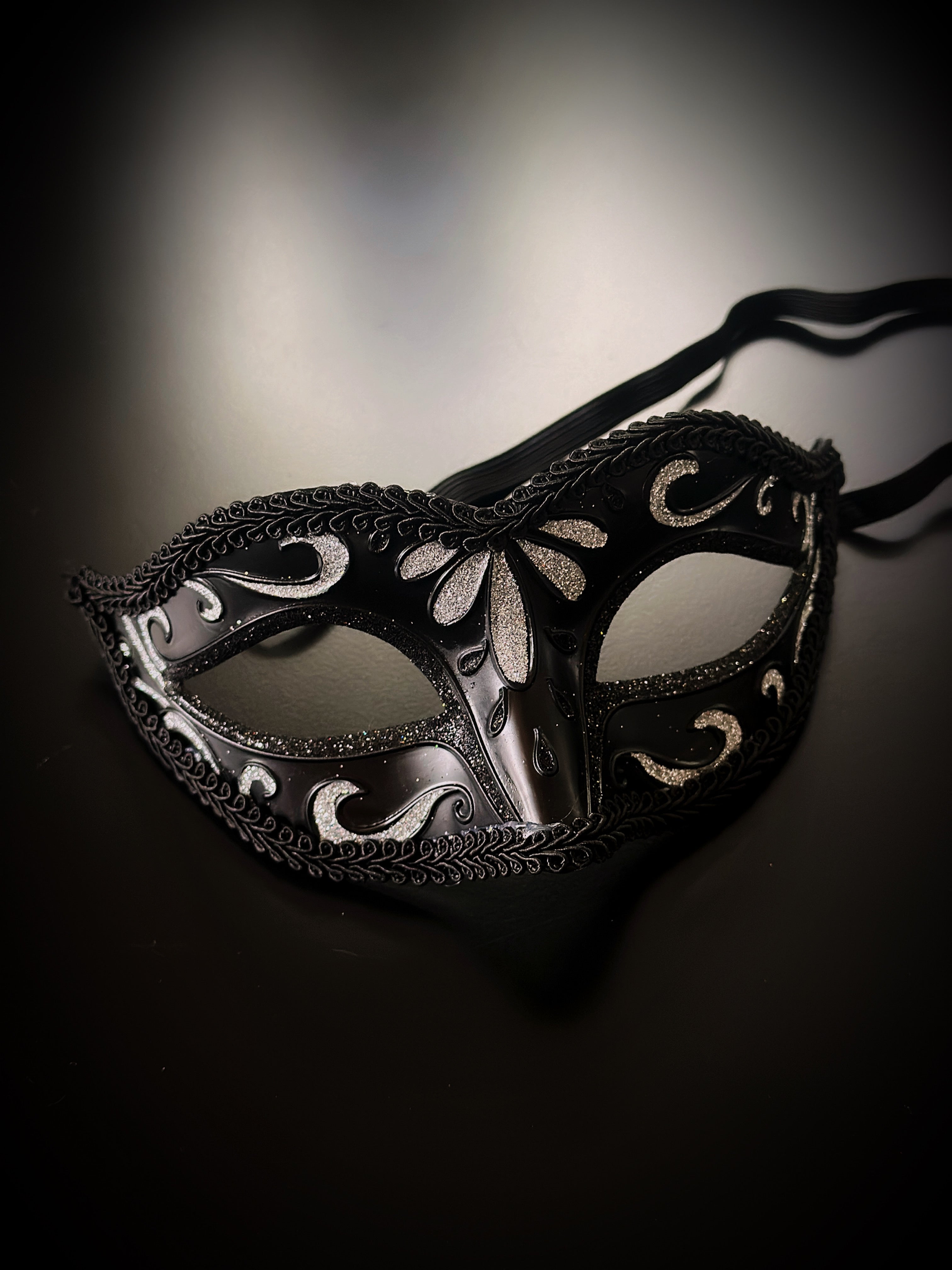 Bulk Masks - Venetian Filigree - Black