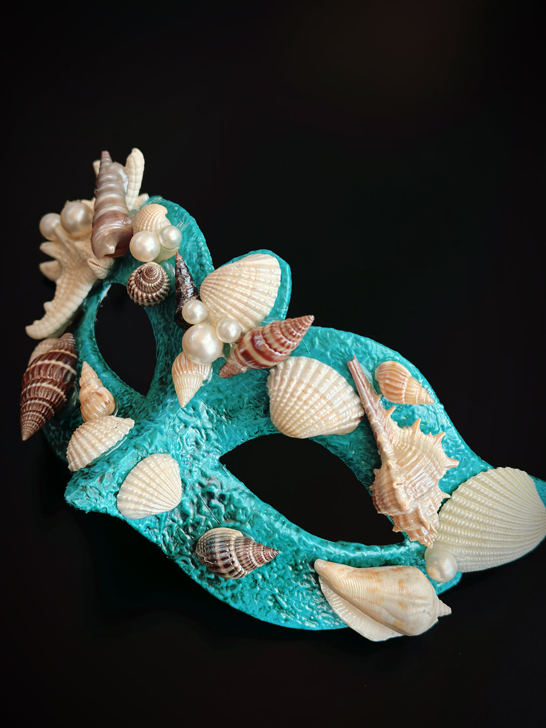 Mermaid Shell Mask - Turquoise
