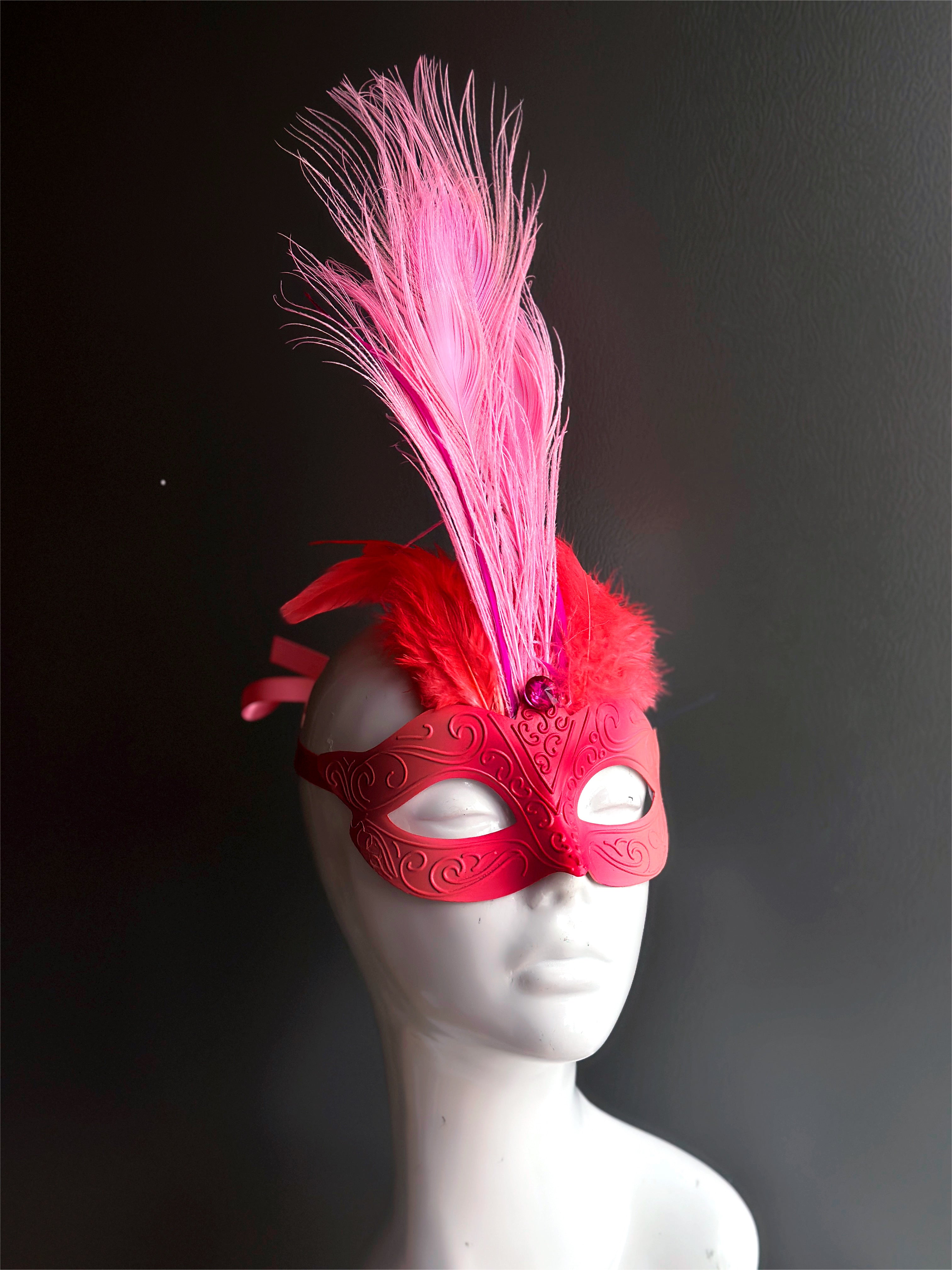 Flamingo Feather Mask - Pink