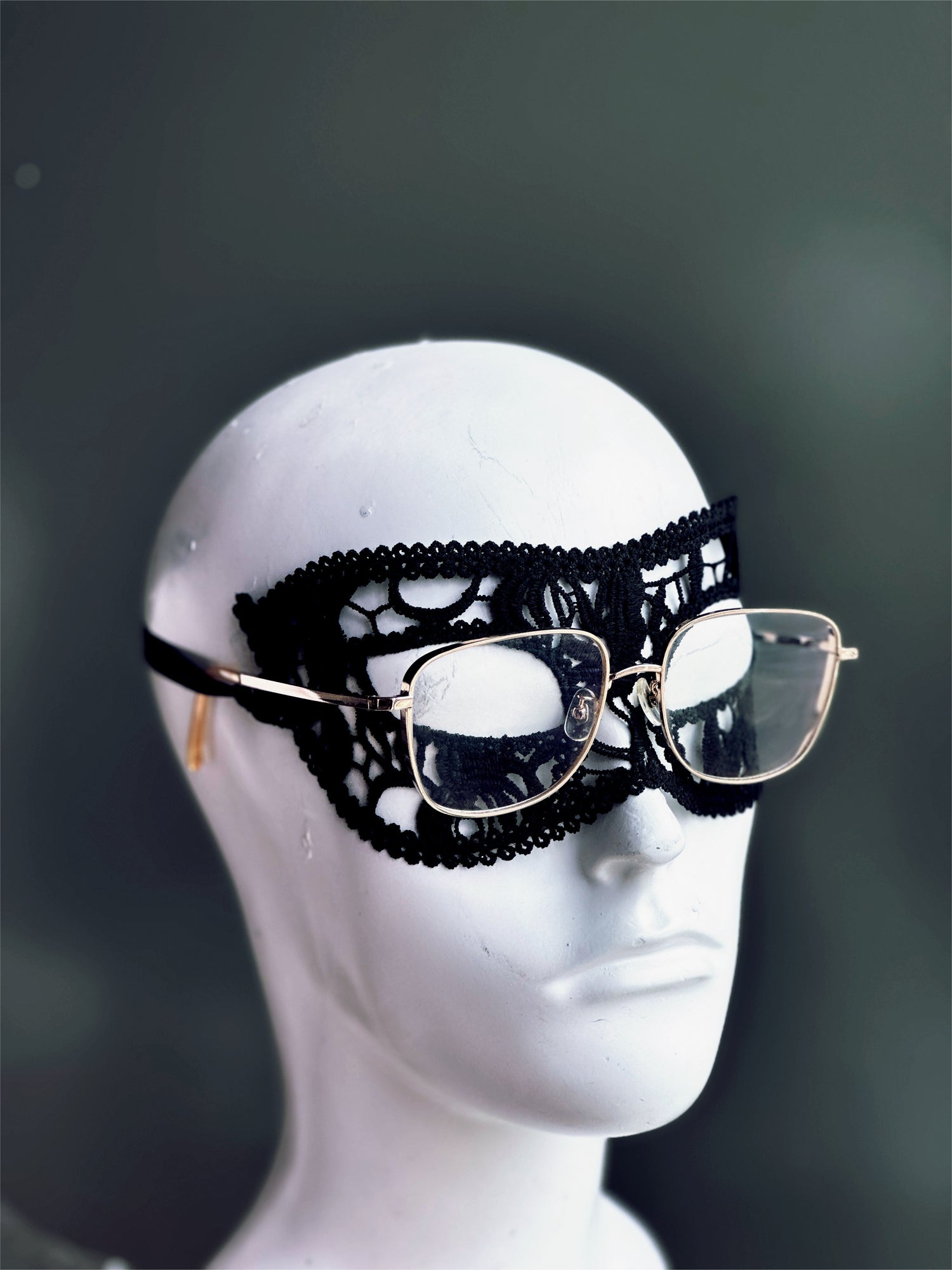Lace Eyeglass Mask - Black