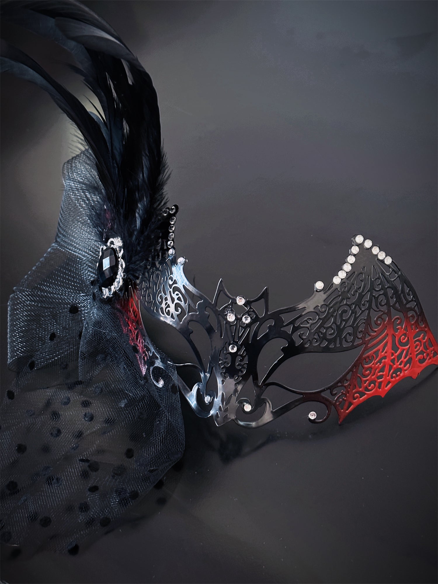 Feather Bat Mask - Black/Red