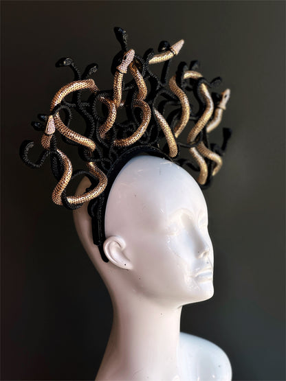 Medusa Snakes - Gold/Black