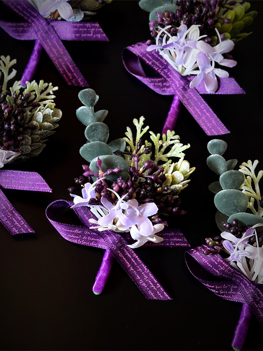 Wedding Boutonniere Set - 6 PCS - Purple