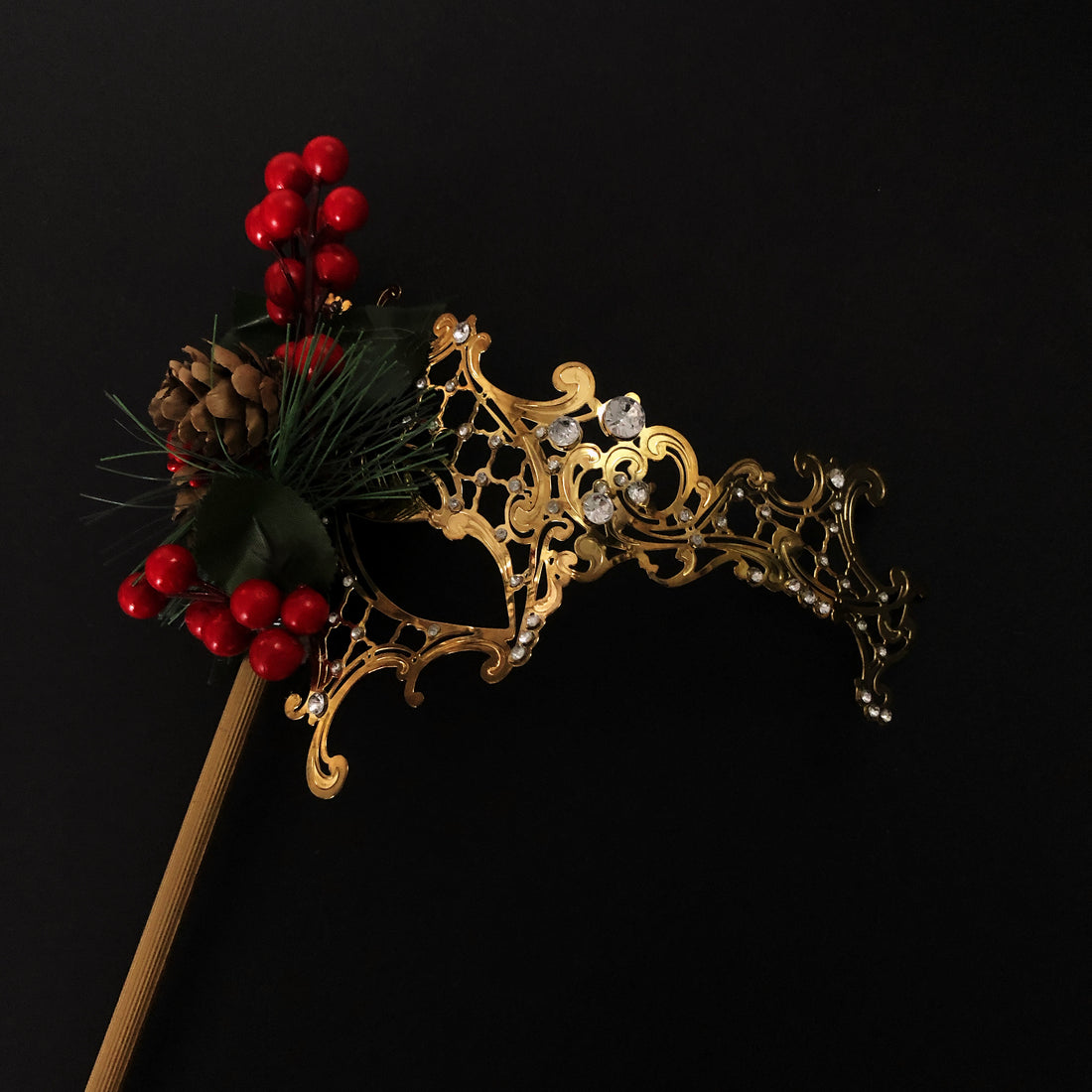 Yuletide Bloom - Gold Holiday Mask