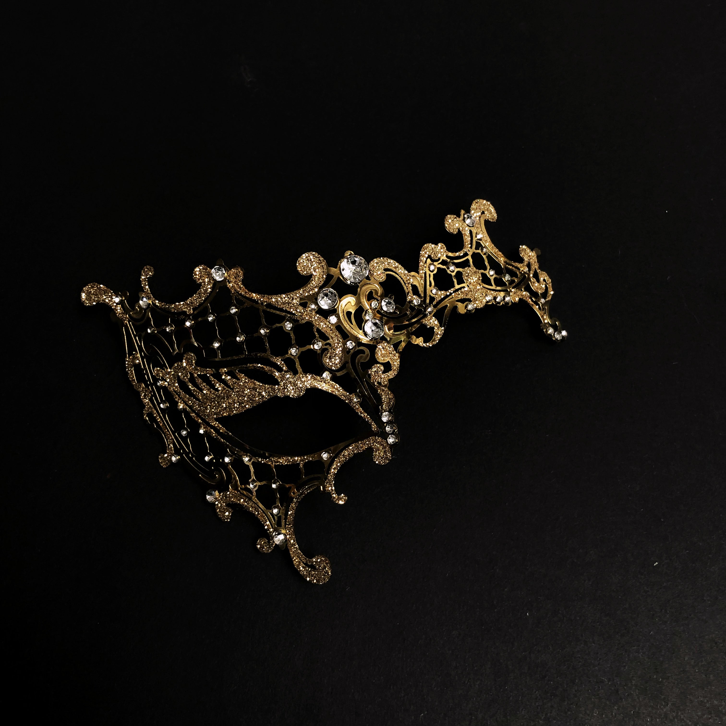 Phantom Metal Mask - Gold Glitters