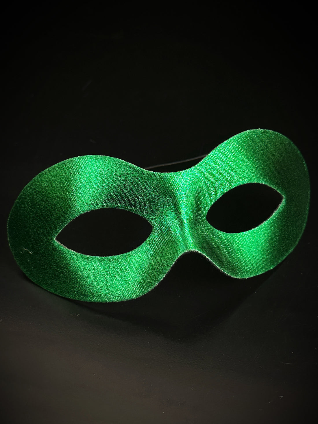 Green masquerade mask for sale in bulk.