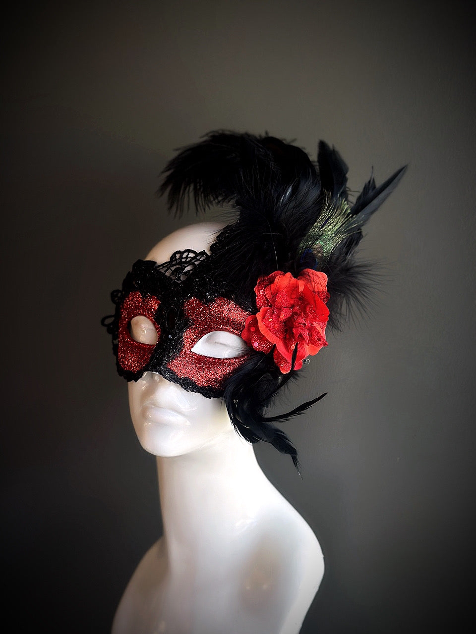 Brocade Feather Mask - Midnight Rose